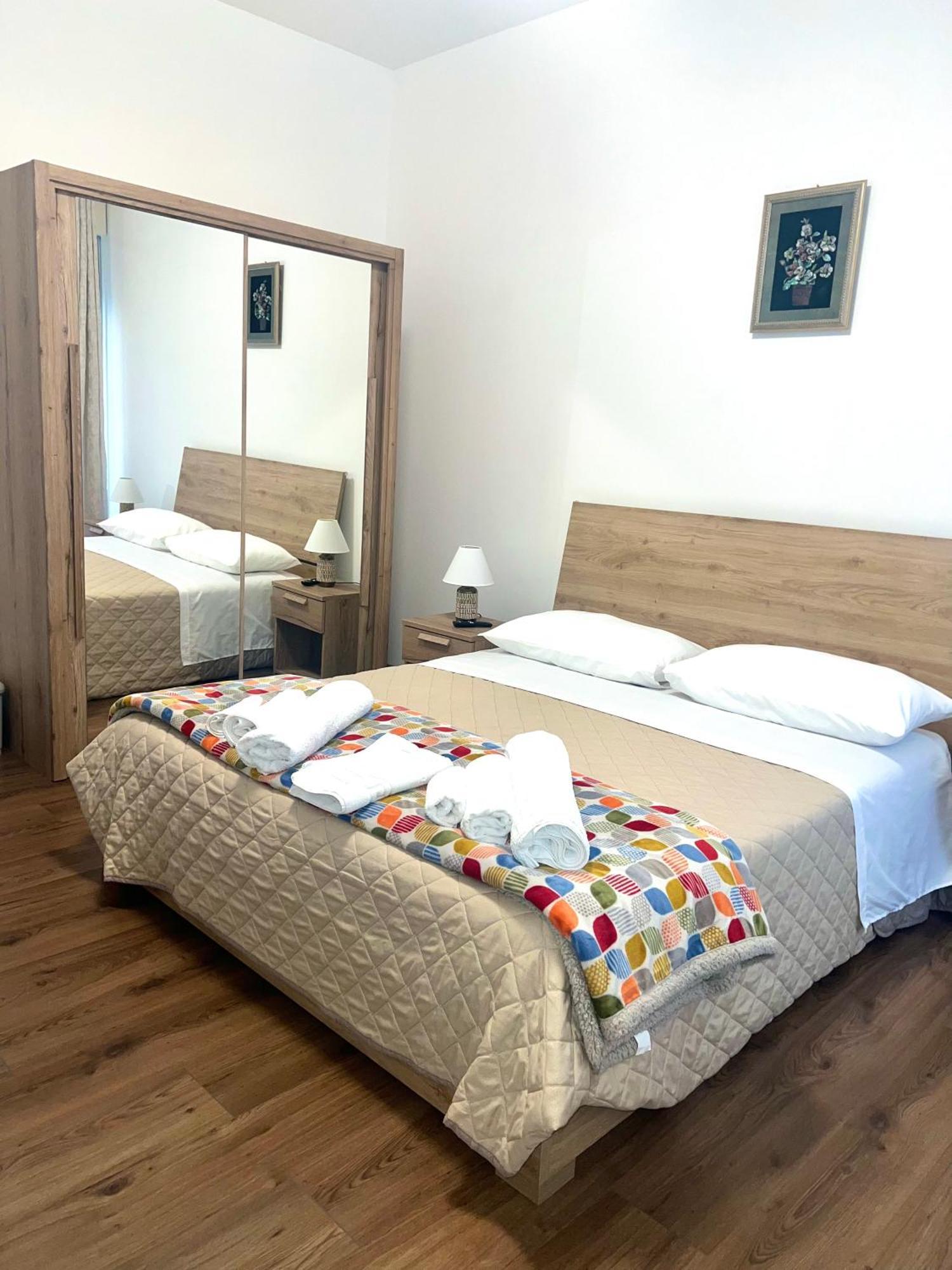 Juliet N - Rental Rooms Vérone Extérieur photo